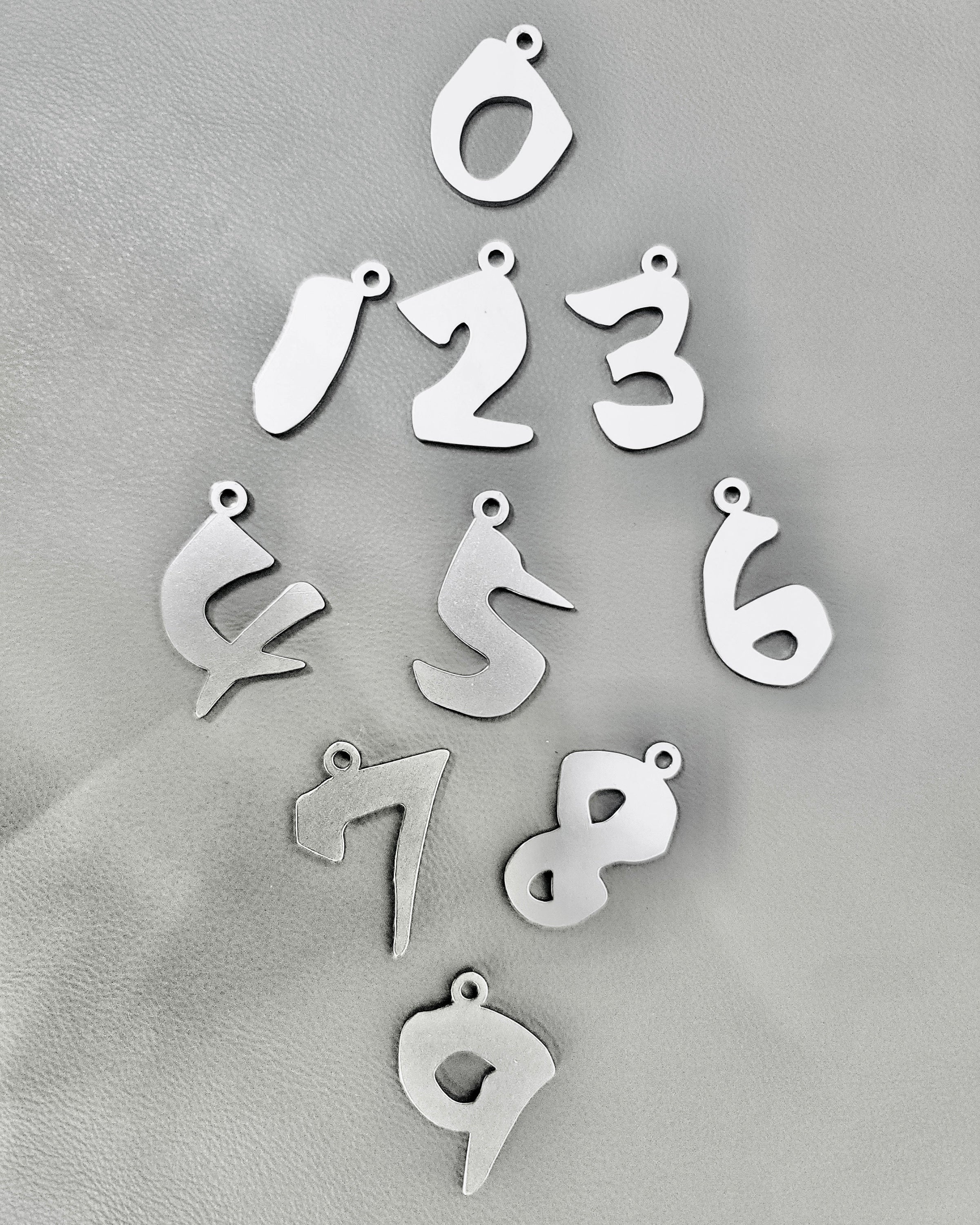 数字チャームシリーズ