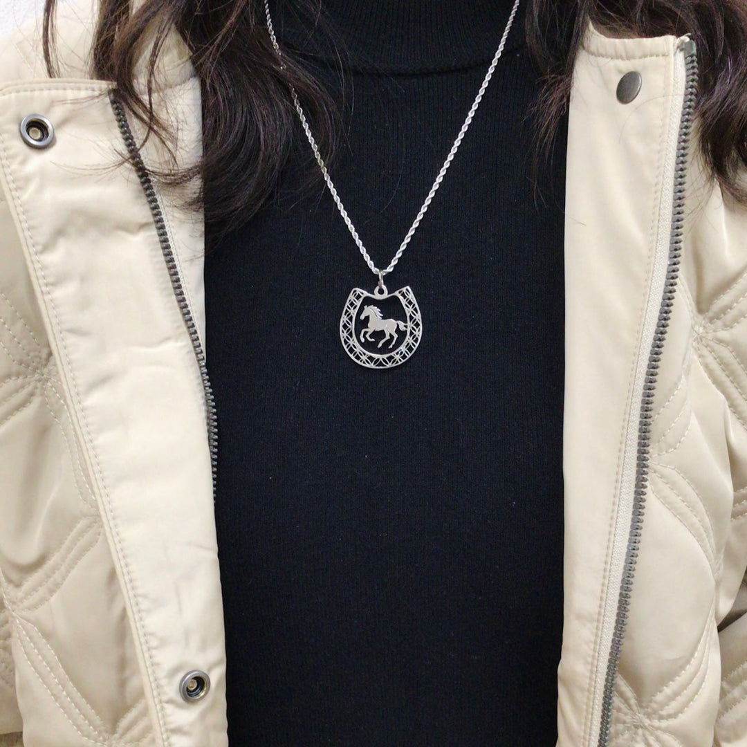 七宝柄馬蹄(しっぽうがらばてい)